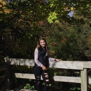 Meet your Posher, Bailey